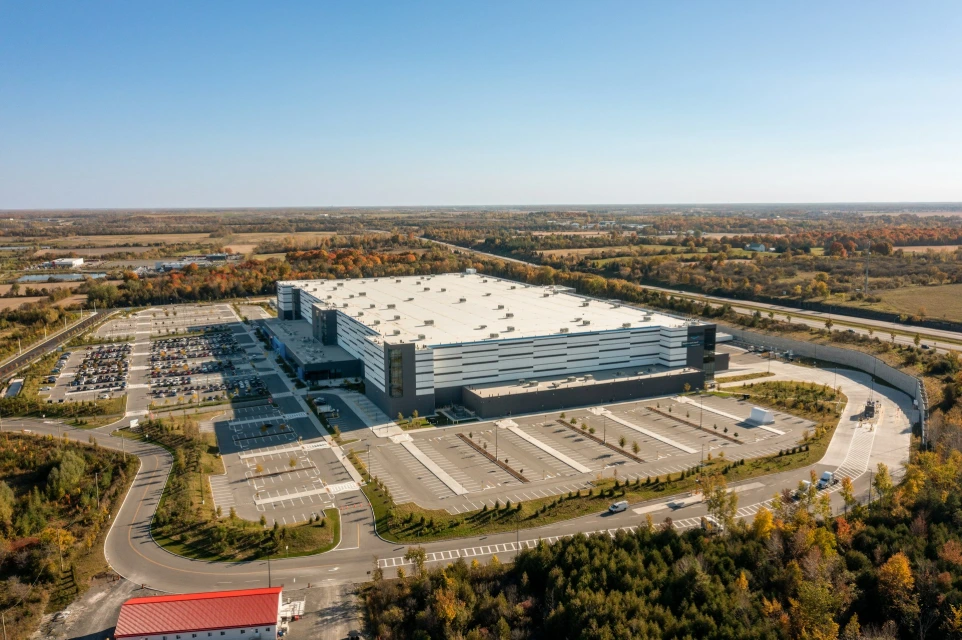 industrial datacenter services, OT IT convergence, SCADA network segmentation, IEC 62443 network design, NERC CIP datacenter support, TSN industrial ethernet, redundant ring PRP MRP, edge datacenter commissioning, protocol-aware cybersecurity, AI predictive infrastructure monitoring