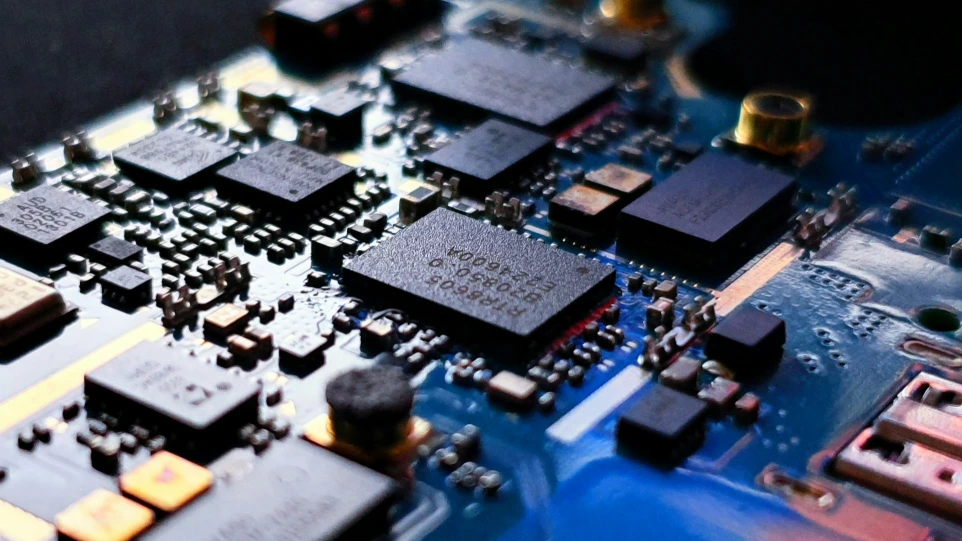 industrial procurement solutions, procurement teams industrial, global material sourcing, RFQ standardization, supplier risk management, compliant procurement, material cost control, energy procurement, manufacturing procurement, infrastructure sourcing